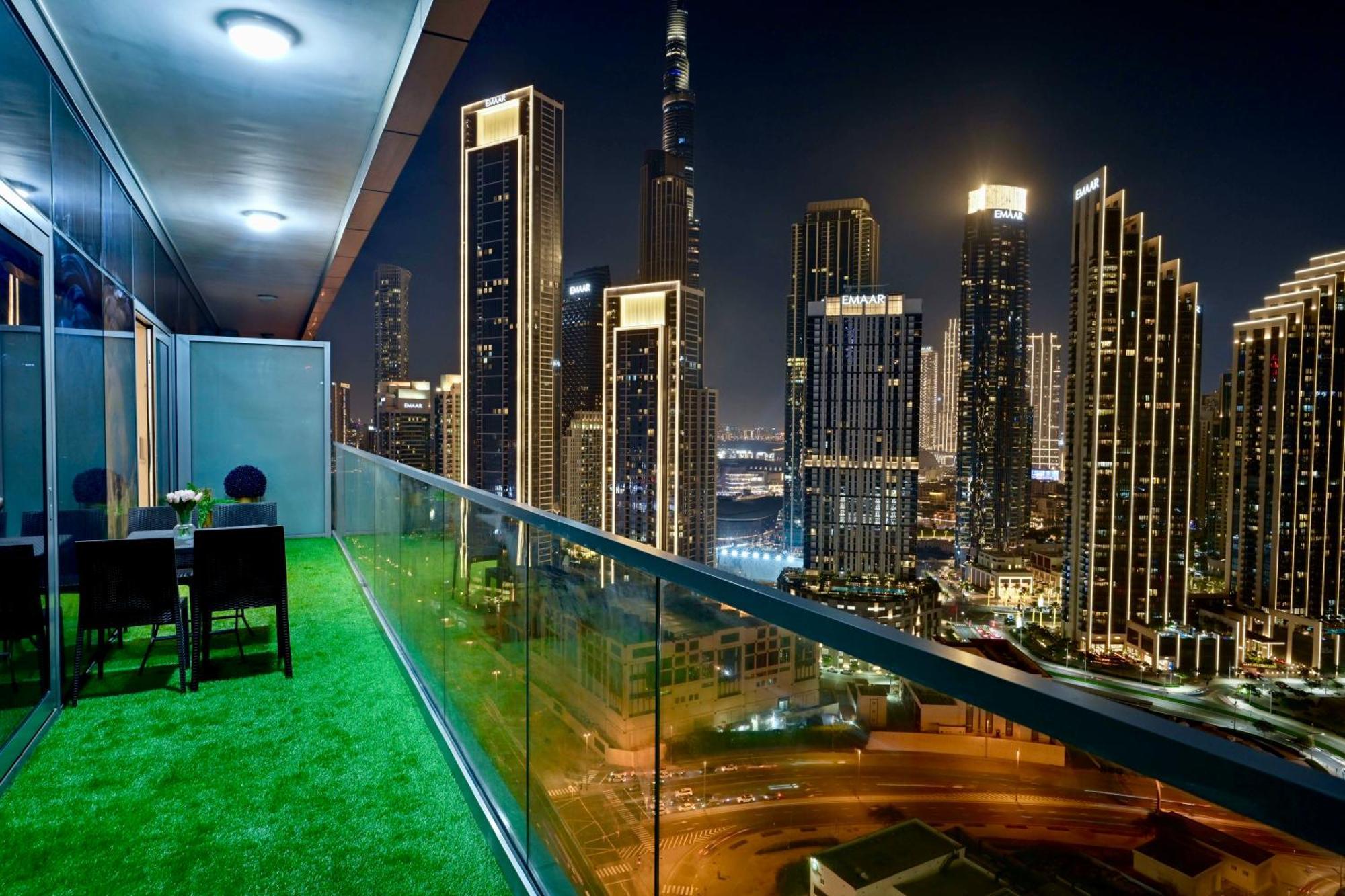 Burj Khalifa Views 2Br With Infinity Pool Downtown Apartment Dubai Bagian luar foto