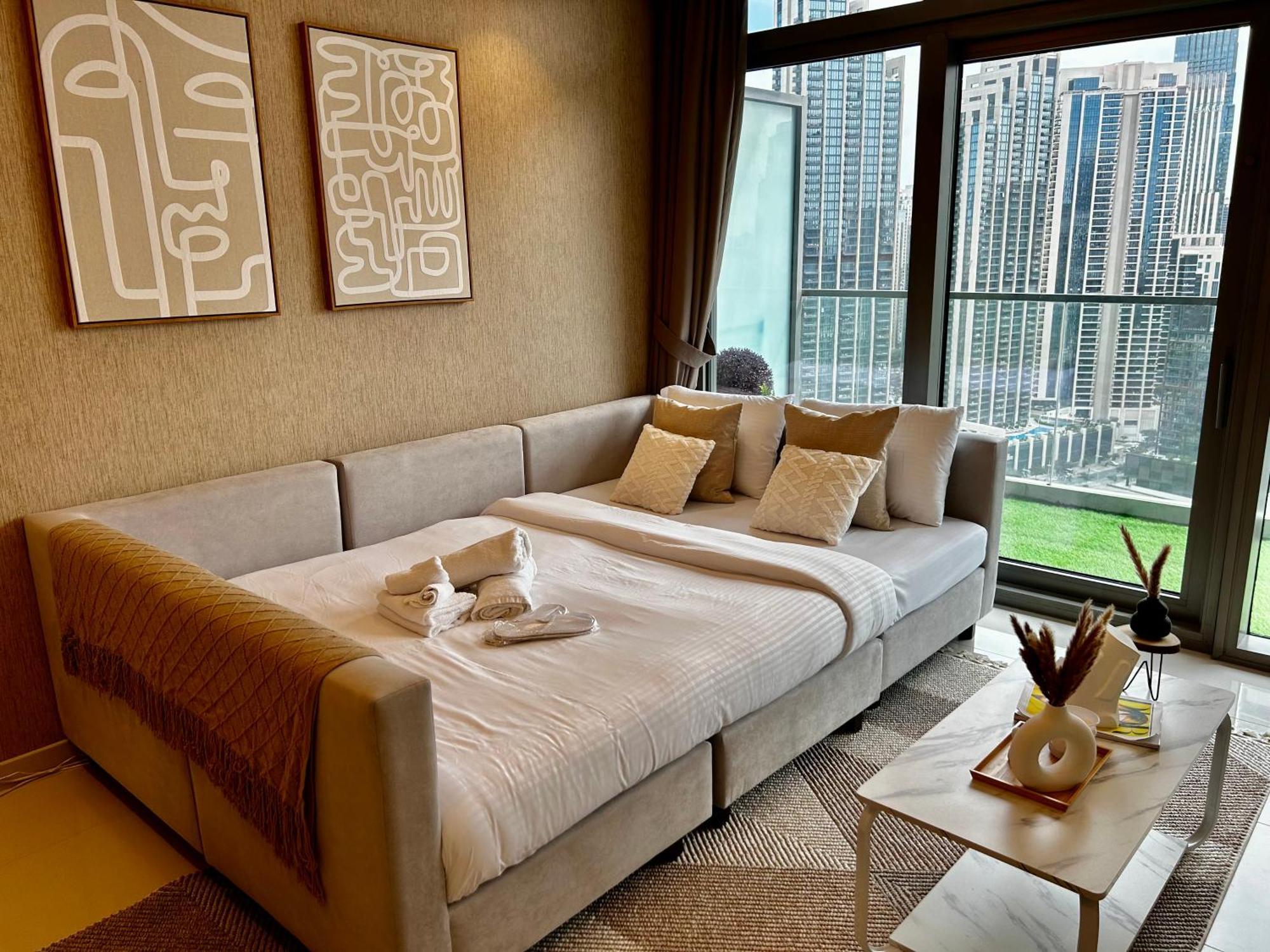 Burj Khalifa Views 2Br With Infinity Pool Downtown Apartment Dubai Bagian luar foto