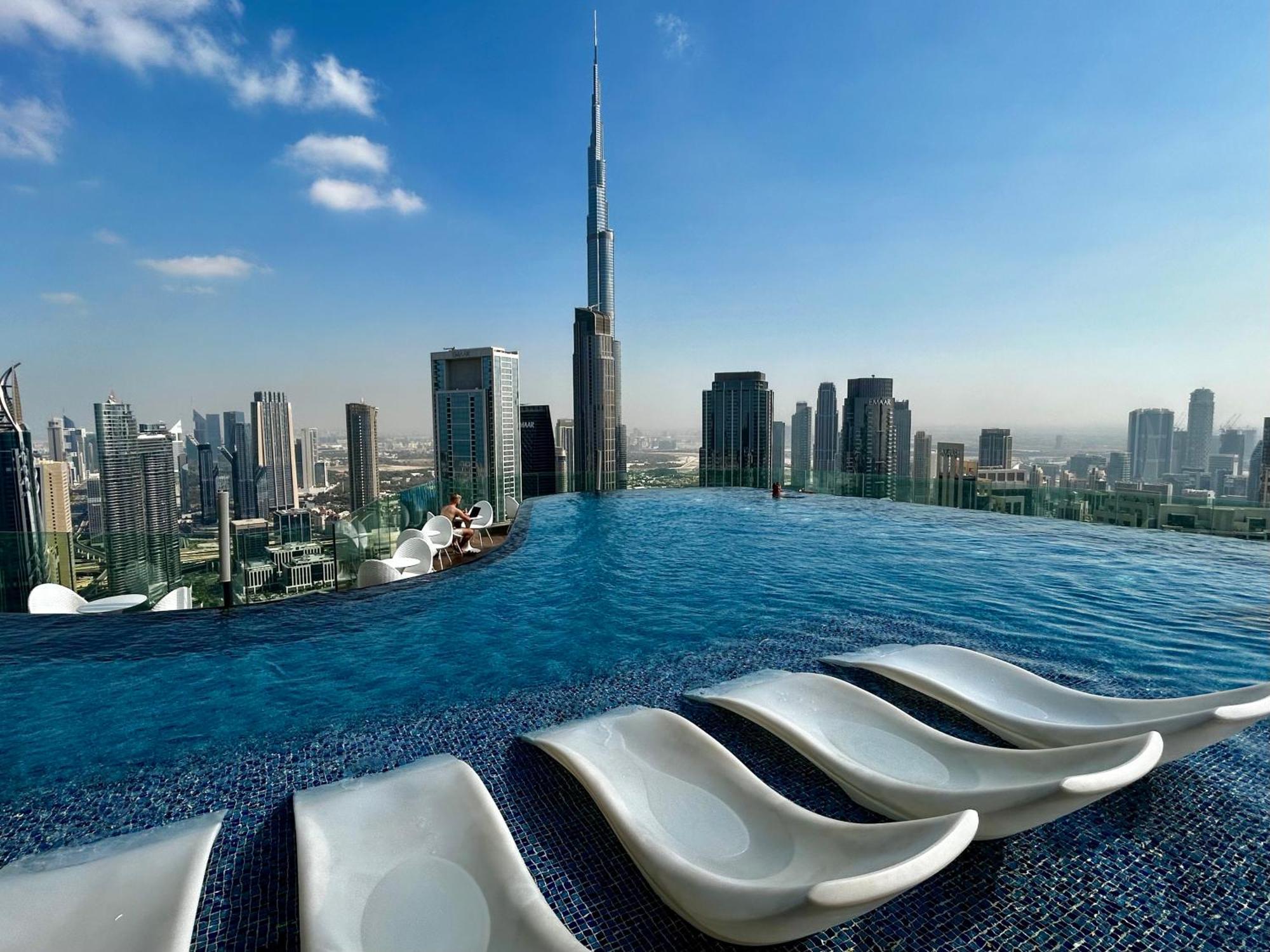 Burj Khalifa Views 2Br With Infinity Pool Downtown Apartment Dubai Bagian luar foto